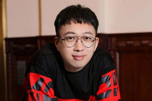 娱乐吃瓜君于正,于正背后的故事与争议