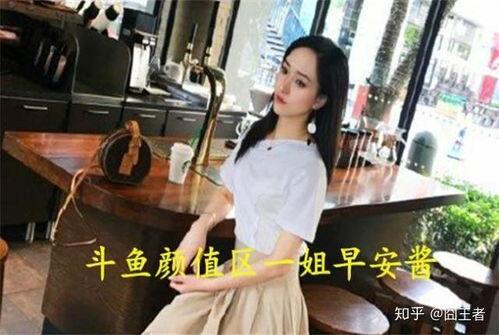 娱乐吃瓜酱大学生,揭秘大学生活中的趣味瞬间