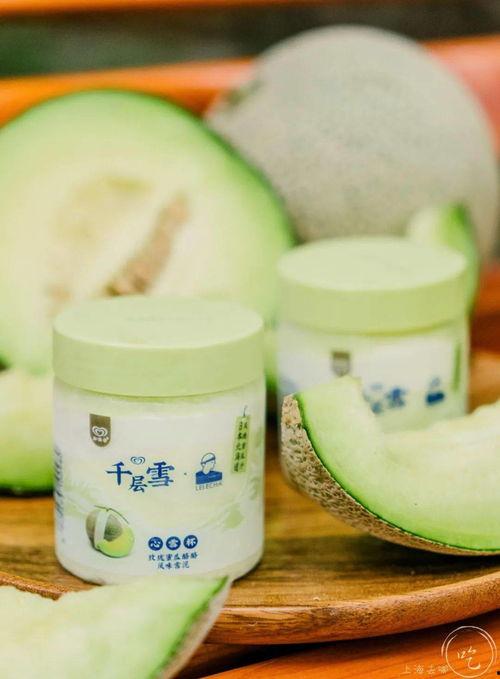 娱乐吃瓜酱千层雪,揭秘娱乐圈背后的甜蜜与苦涩