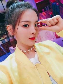 娱乐圈吃瓜杨超越,娱乐圈的“瓜中瓜”，揭秘她的星途历程