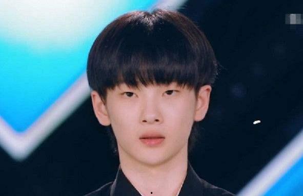 娱乐吃瓜姐黄明昊,娱乐吃瓜界的“瓜王”传奇