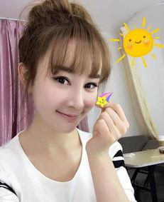 娱乐吃瓜酱自拍,揭秘明星幕后生活点滴